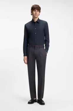 Regular-Fit Hemd aus funktionalem Stretch-Gewebe