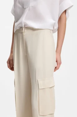 Regular-Fit Hose aus Krepp mit Cargotaschen