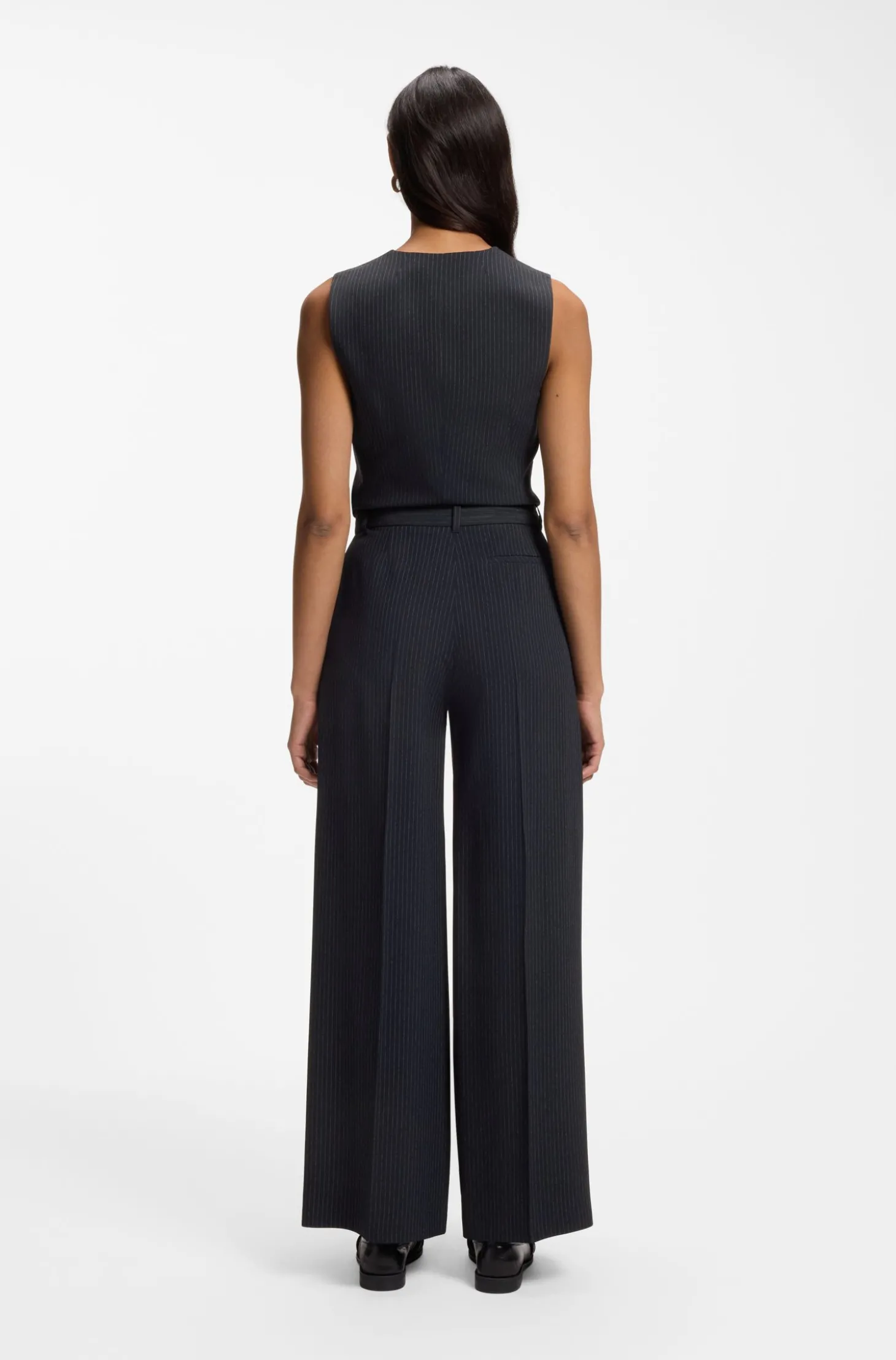 Regular-Fit Hose aus Stretch-Crêpe mit Nadelstreifen