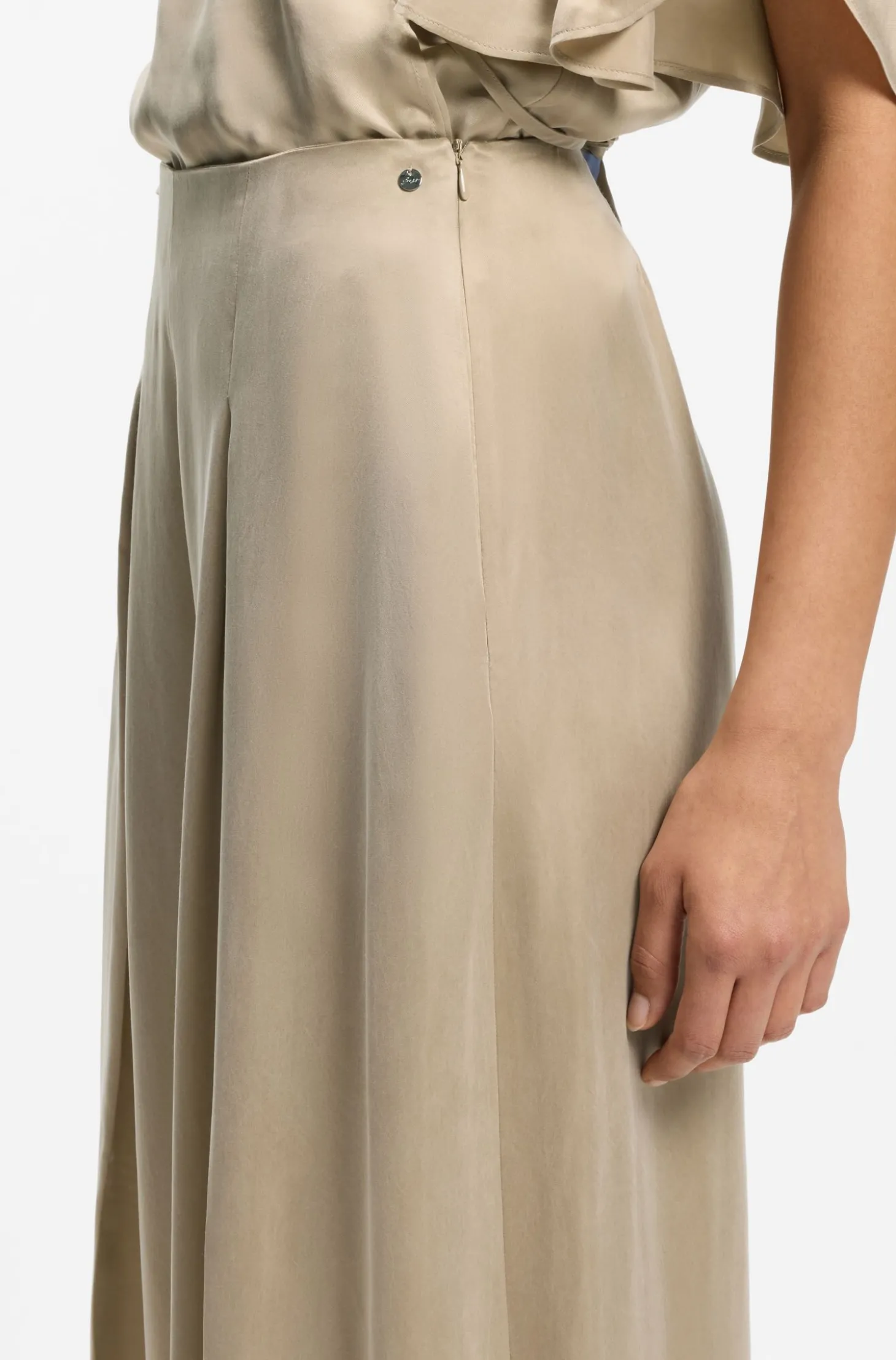 Regular-Fit Hose mit Kellerfalten und weitem Bein