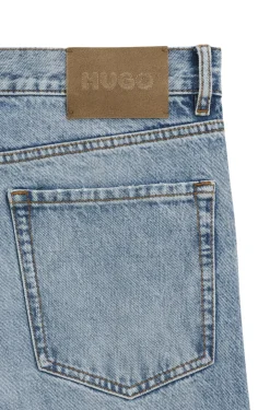 Regular-Fit Jeans aus blauem Denim mit ausgestelltem Bein