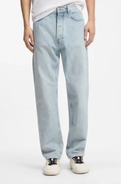 Regular-Fit Jeans aus hellblauem Denim
