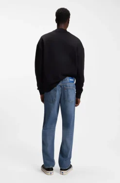 Regular-Fit Jeans aus mittelblauem Stone-washed Baumwoll-Denim