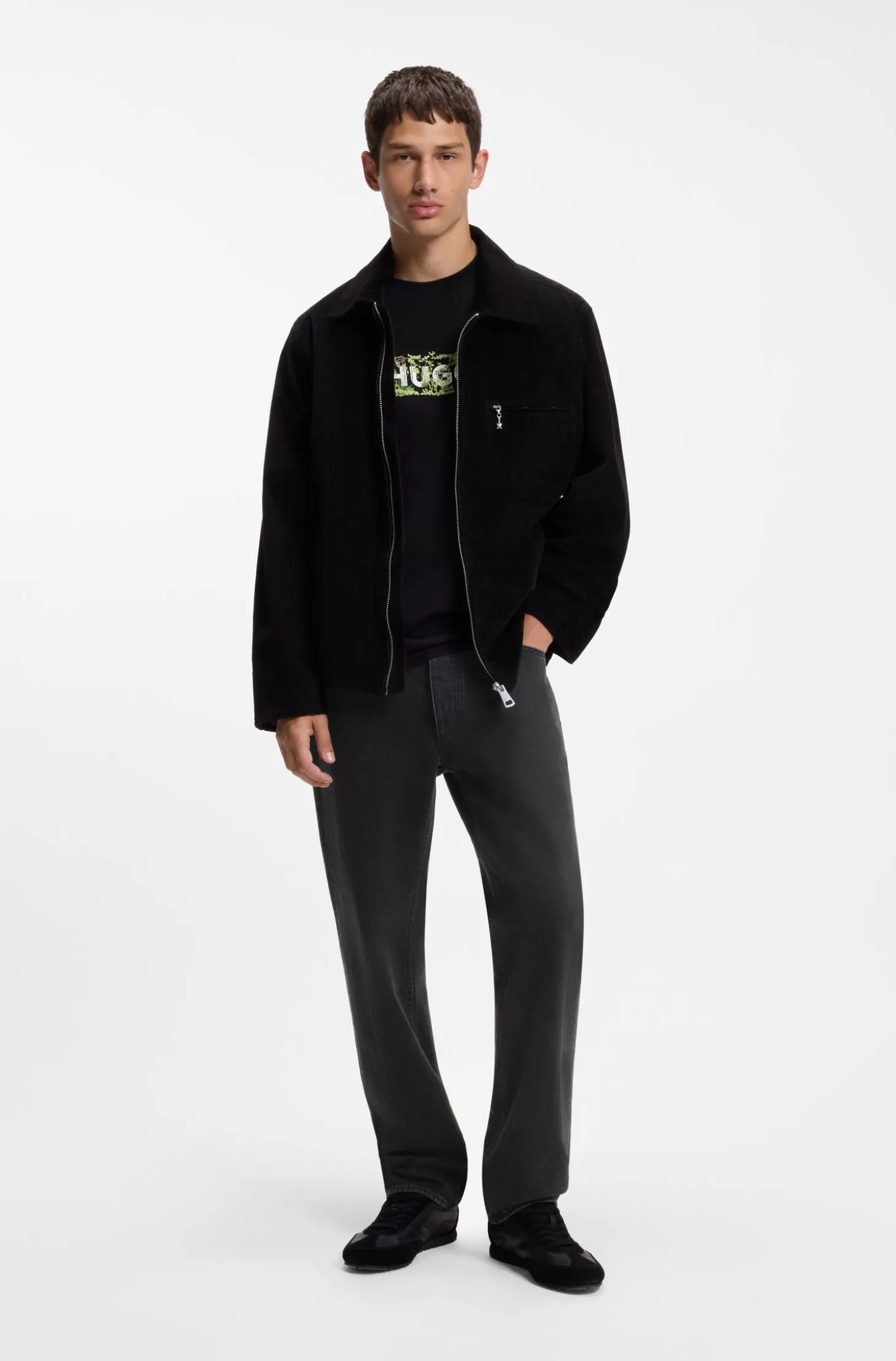 Regular-Fit Jeans aus schwarzem Denim