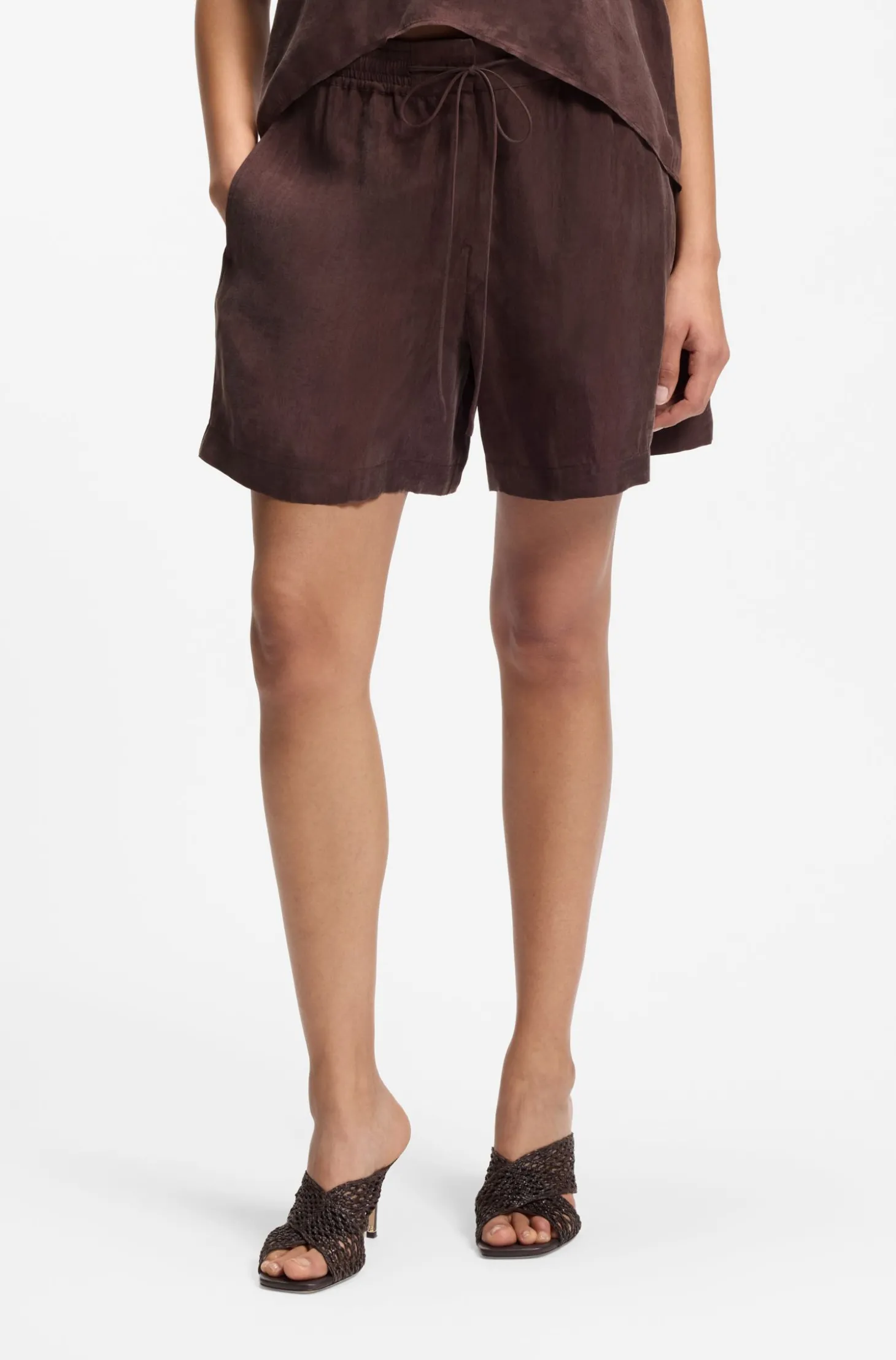 Regular-Fit Shorts aus Canvas mit Tunnelzugbund