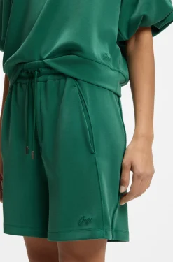 Regular-Fit Shorts aus Modal-Mix mit Teilungsnähten