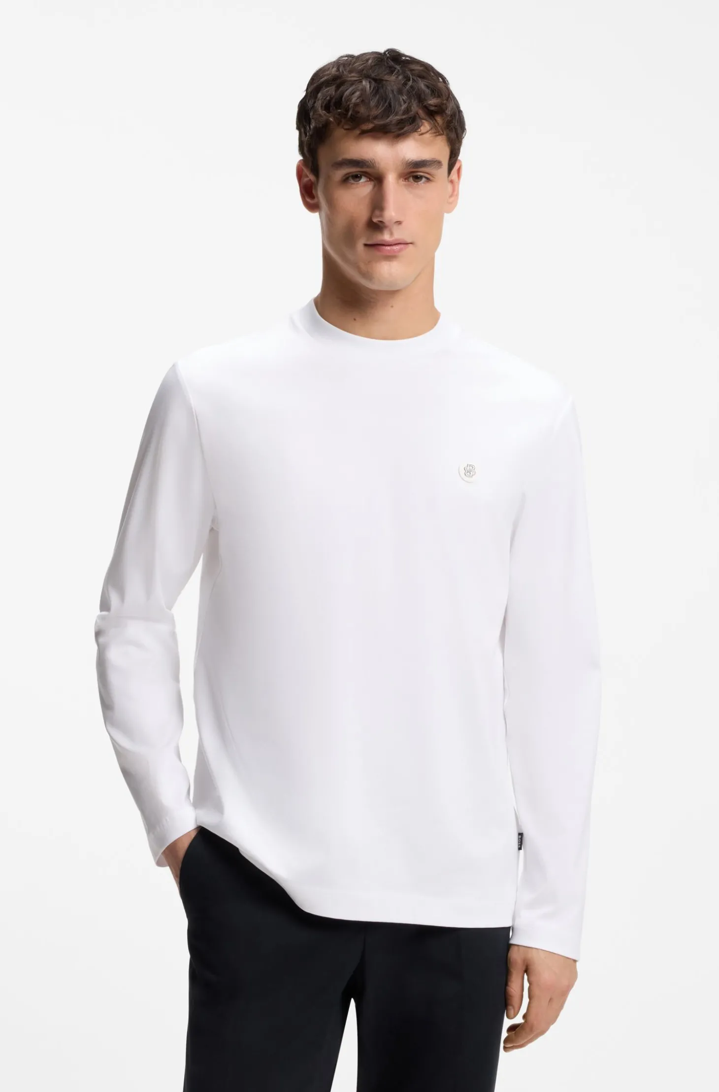 Regular-Fit T-Shirt aus Baumwolle mit dezentem Logo-Detail