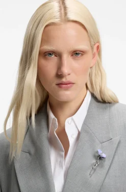 Relaxed-Fit Blazer mit Blumenbrosche aus Emaille