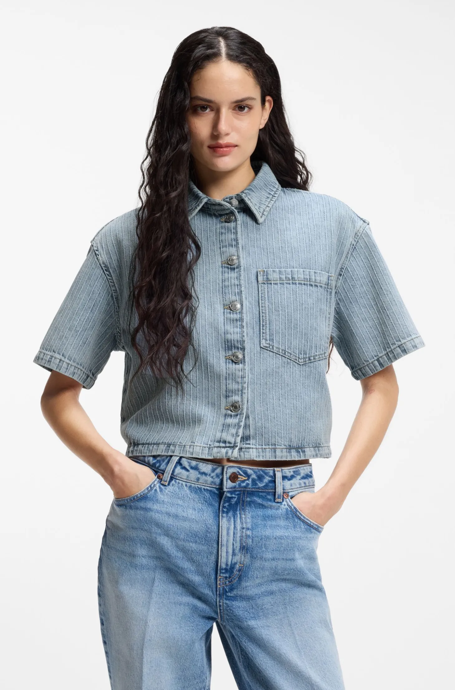 Relaxed-Fit Bluse aus gestreiftem Rigid-Denim