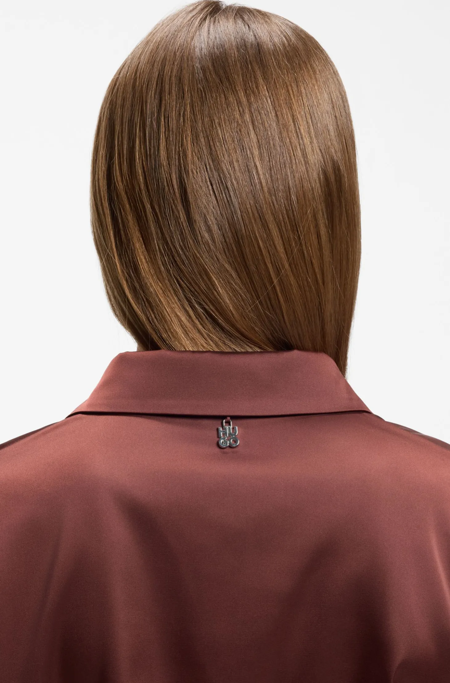 Relaxed-Fit Bluse aus Stretch-Satin mit Krawatten-Detail