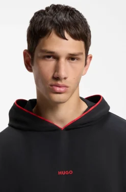 Relaxed-Fit Hoodie mit kontrastfarbener Logo-Paspel