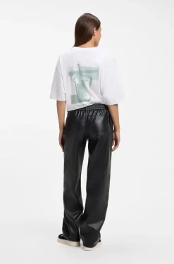 Relaxed-Fit Hose aus Kunstleder mit aufgesetzten Taschen