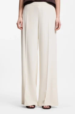 Relaxed-Fit Hose aus leichtem Twill mit weitem Beinverlauf