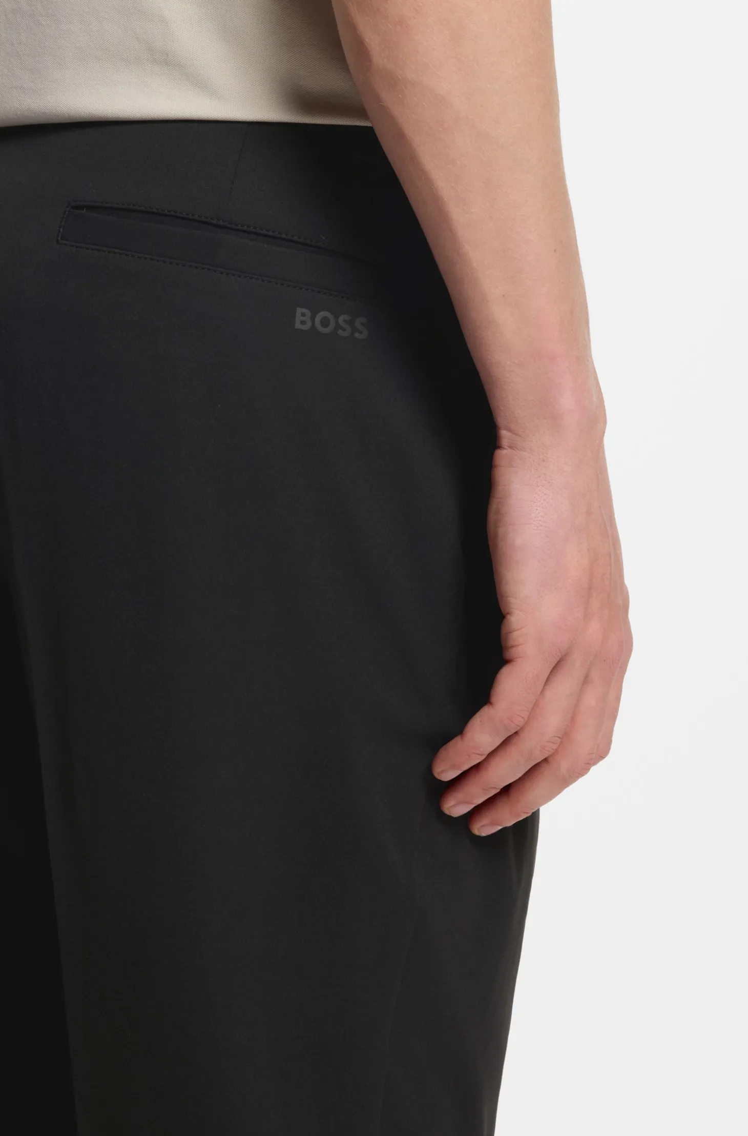 Relaxed-Fit Hose mit Bundfalten auf der Vorderseite