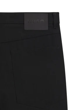 Relaxed-Fit Jeans aus tiefschwarzem japanischem Denim