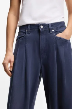 Relaxed-Fit Jeans mit weitem Bein