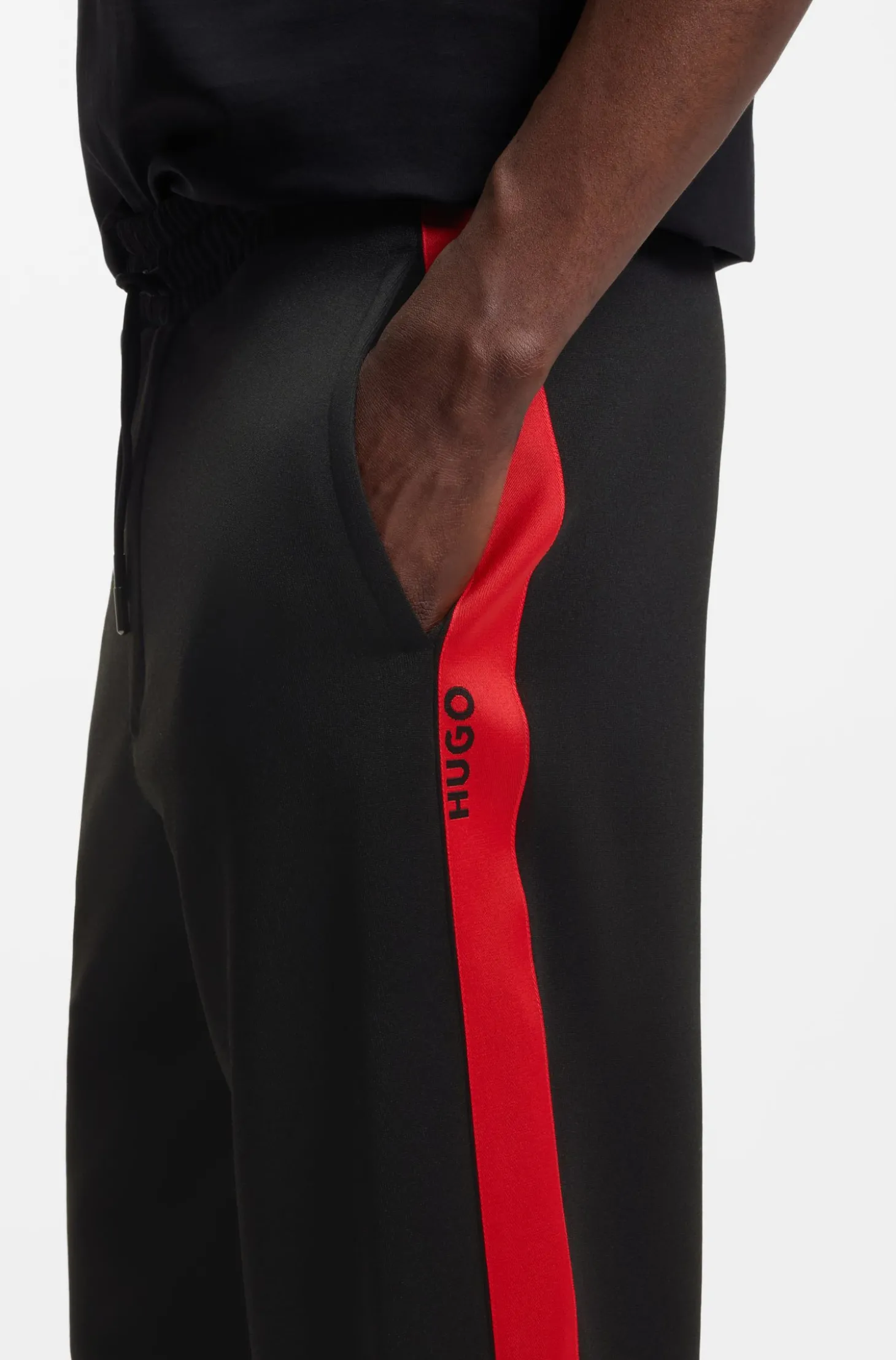 Relaxed-Fit Jogginghose mit Logo-Tape