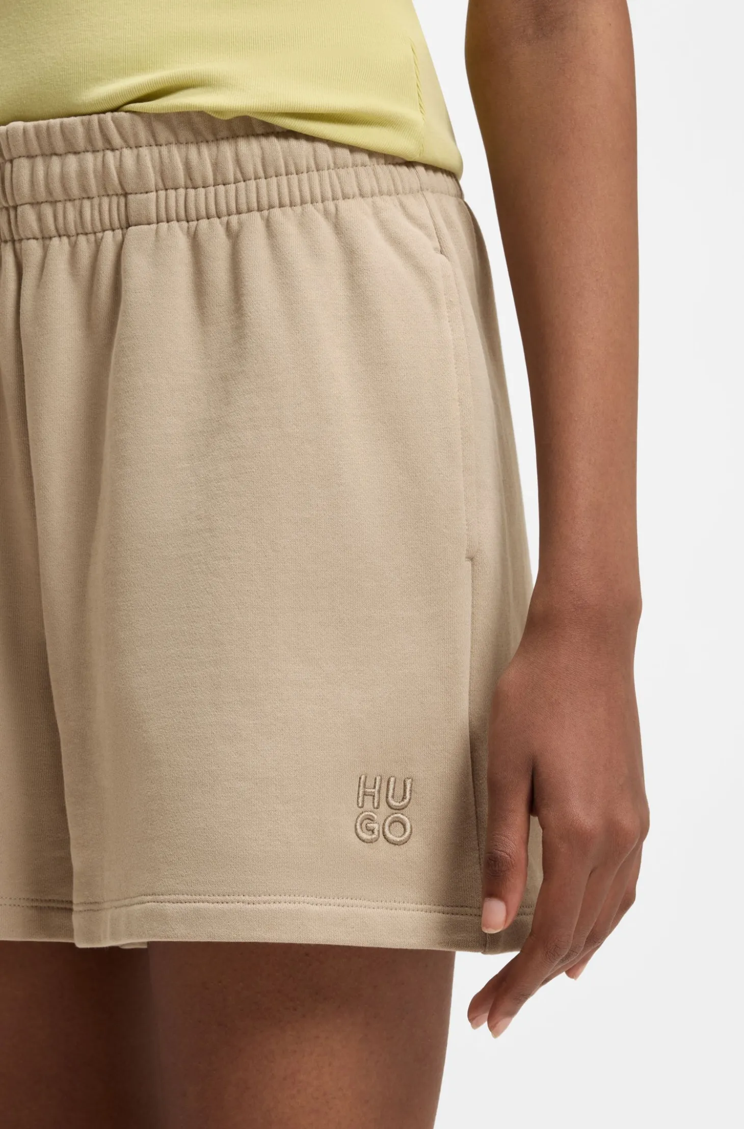 Relaxed-Fit Shorts aus Baumwoll-Terry mit Logo-Stickerei