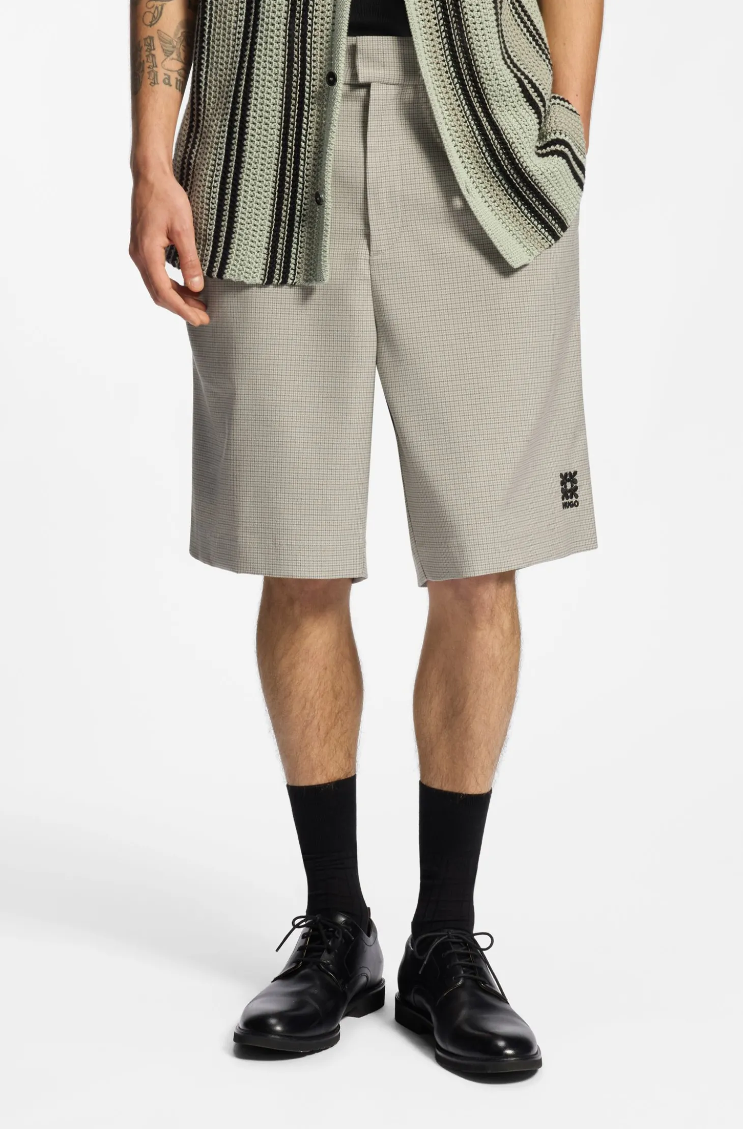 Relaxed-Fit Shorts mit Hahnentritt-Muster