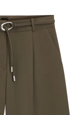 Relaxed-Fit Shorts mit Schnallengürtel