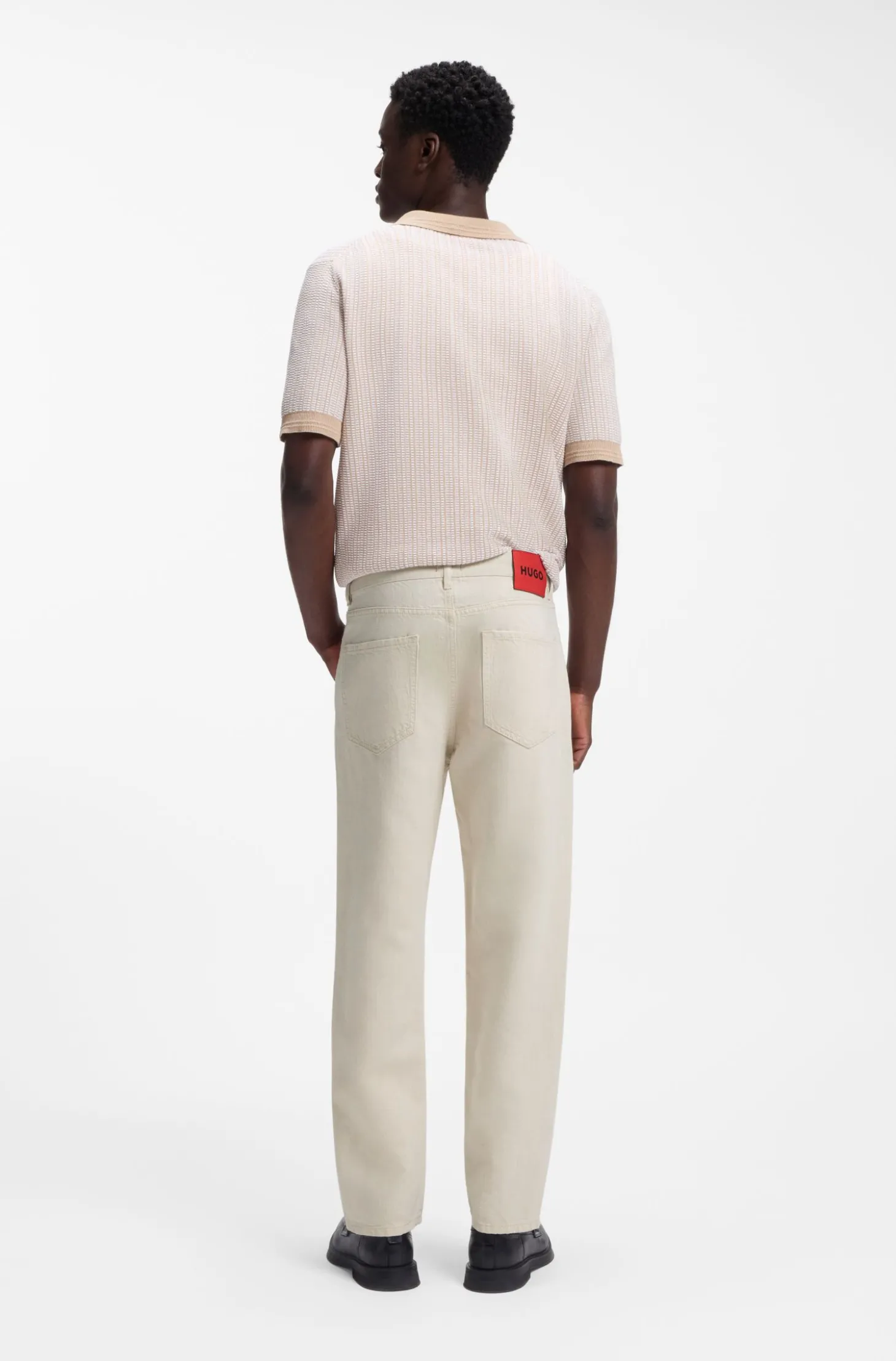 Relaxed Tapered-Fit Jeans aus Denim in Ecru