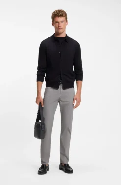 Reporter-Tasche aus genarbtem Kunstleder mit Signature-Stripe-Details