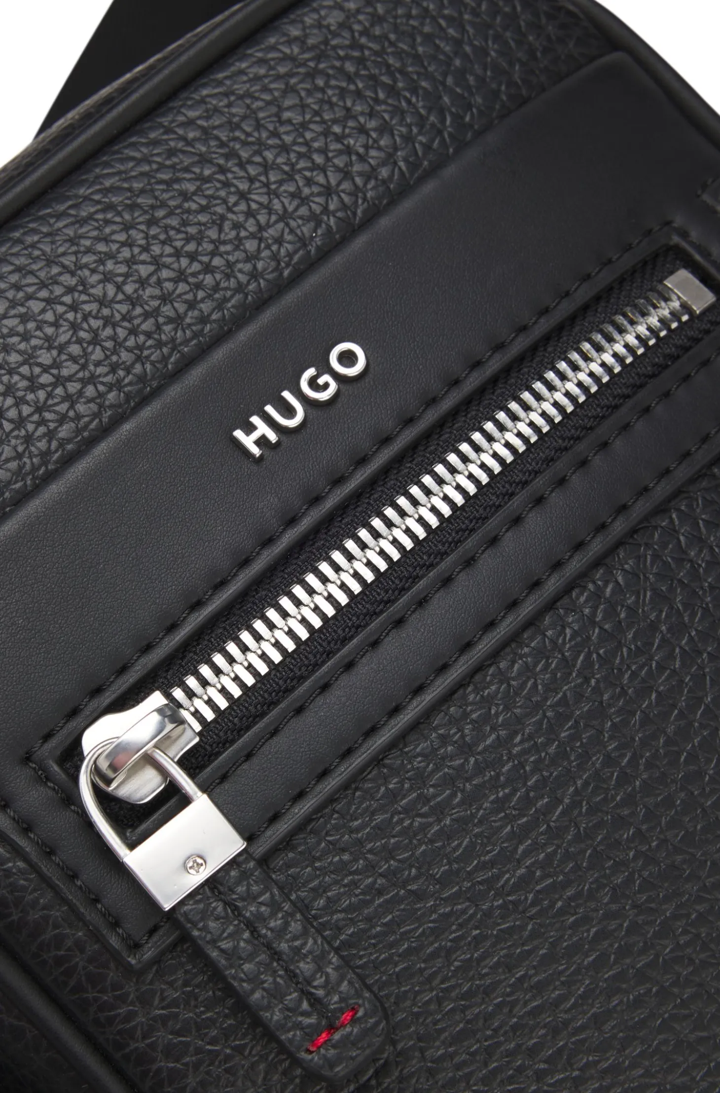 Reporter-Tasche mit Metall-Details