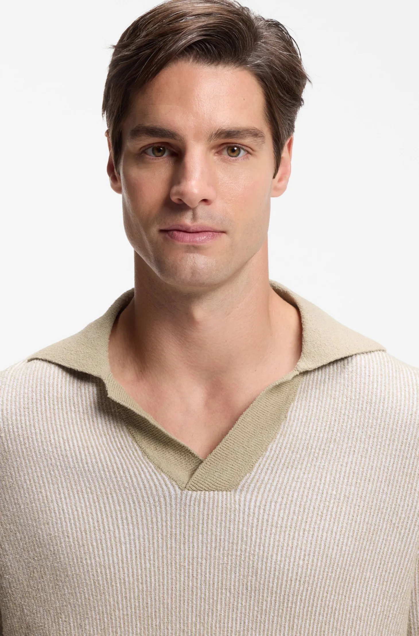 Rippstrick-Pullover aus Baumwoll-Mix mit Johnny-Kragen
