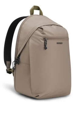 Rucksack mit Kontrast-Logo