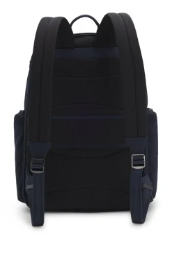 Rucksack mit mehreren Taschen