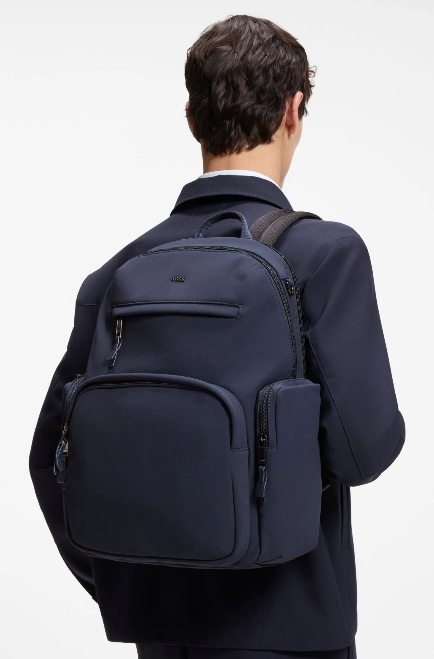 Rucksack mit mehreren Taschen