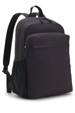 Rucksack mit weit gesetztem Logo-Detail
