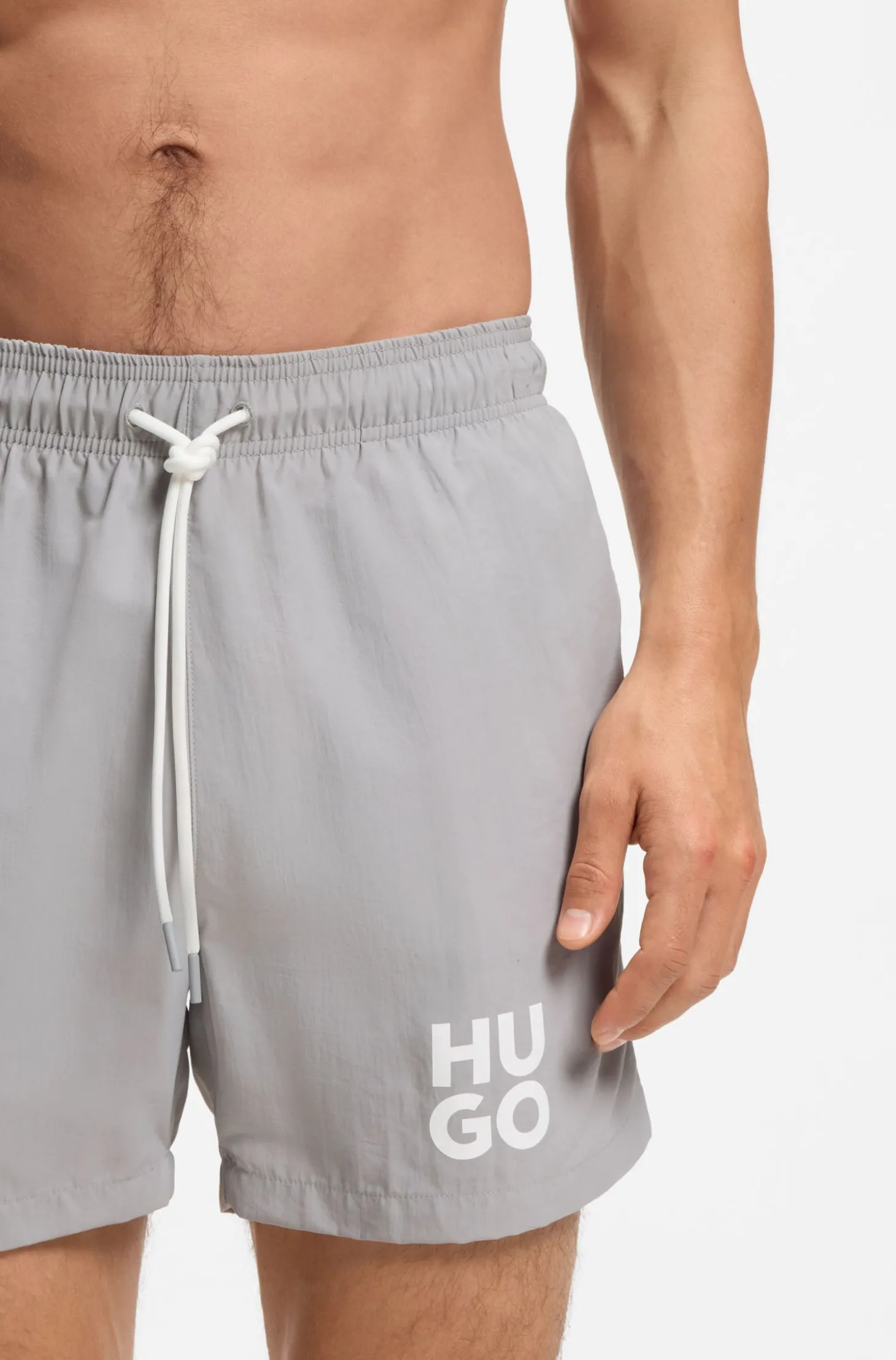 Schnell trocknende Badeshorts mit Stacked-Logo-Print