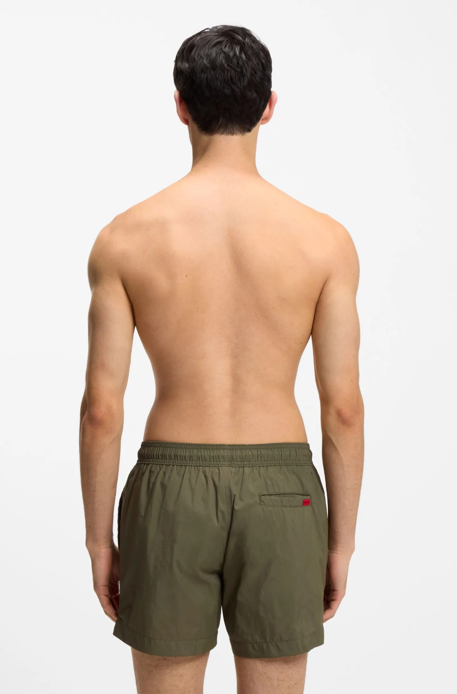Schnell trocknende Badeshorts mit rotem Logo-Label
