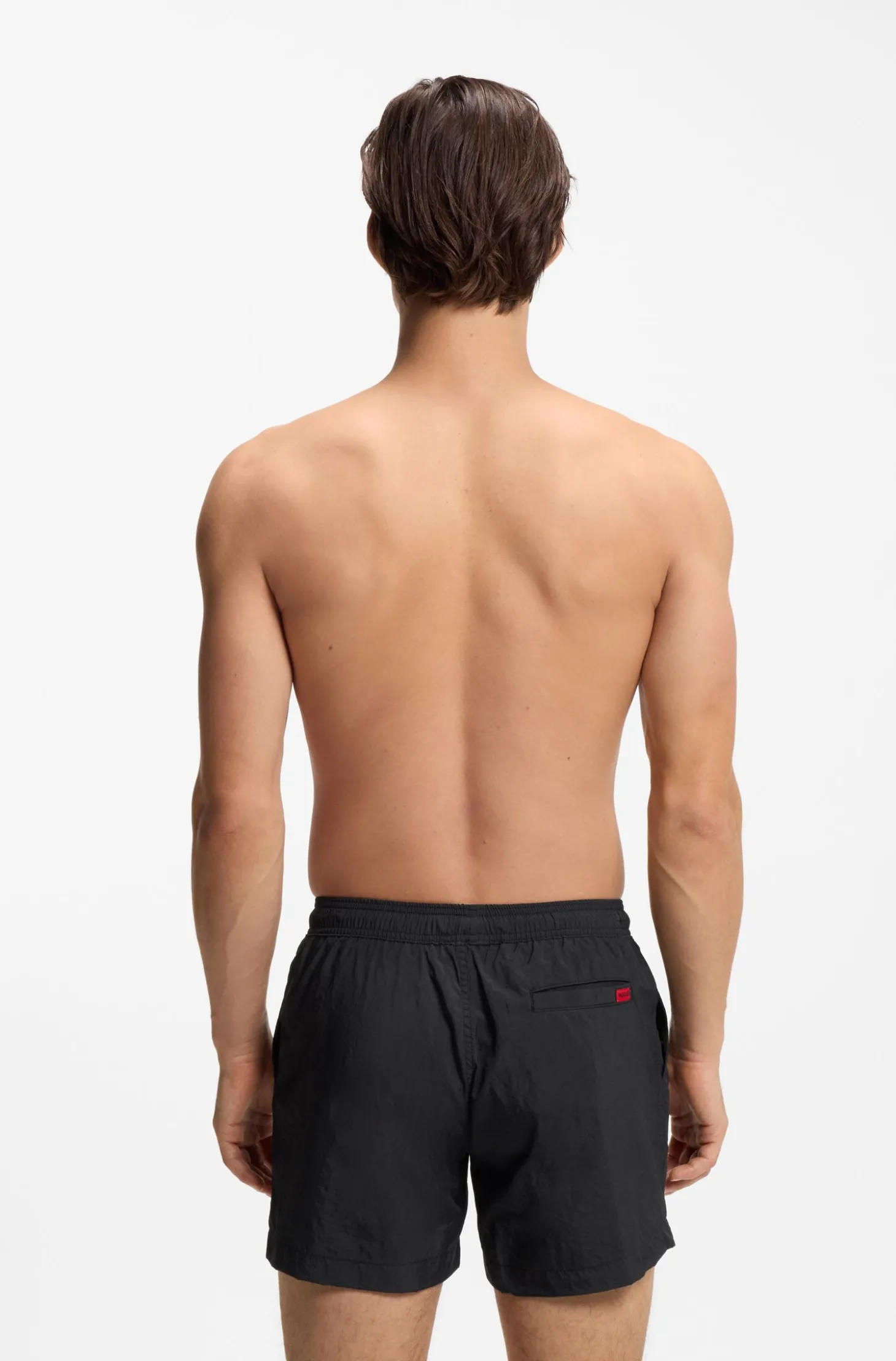 Schnell trocknende Badeshorts mit rotem Logo-Label