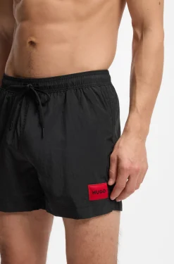 Schnell trocknende Badeshorts mit rotem Logo-Label