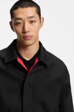Schwarze Regular-Fit Jacke aus japanischem Denim