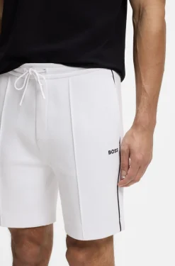 Shorts aus Baumwoll-Mix mit Paspeln
