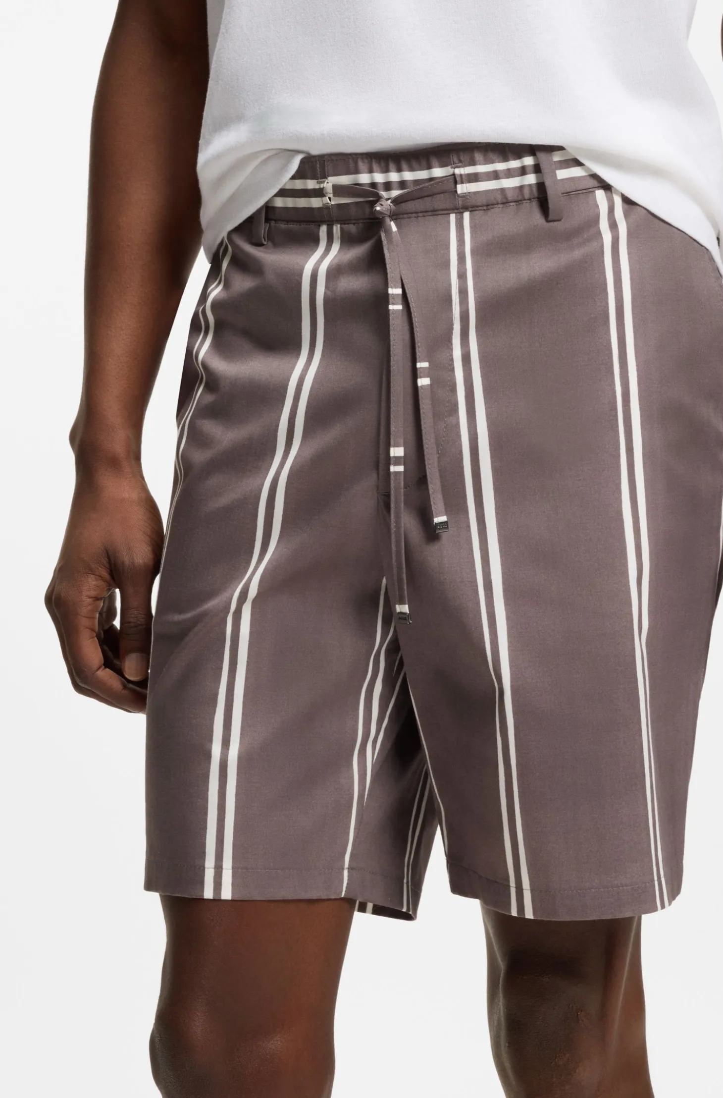 Shorts aus Stretch-Baumwolle mit Druckmuster