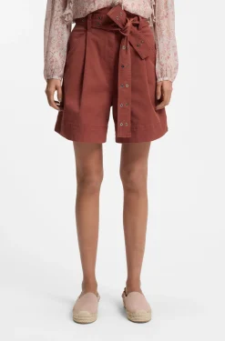 Shorts aus Stretch-Baumwolle mit Ösen-Gürtel