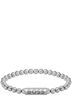 Silberfarbenes Armband mit Logo am Verschluss