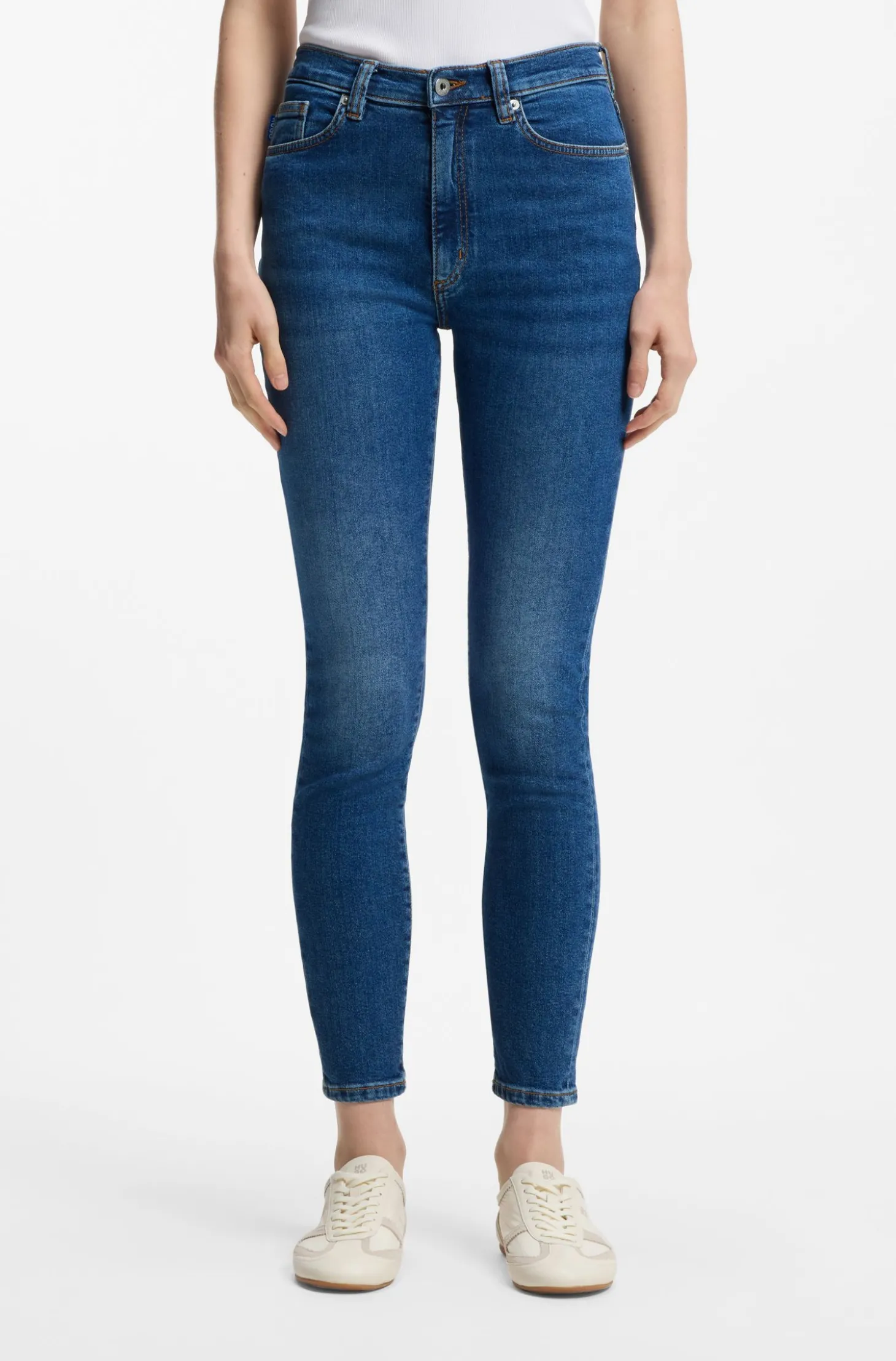 Skinny-Fit Jeans aus mittelblauem Stretch-Denim