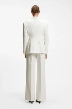 Slim-Fit Blazer mit kontrastfarbenen Knöpfen