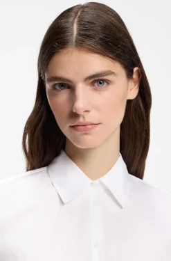 Slim-Fit Bluse aus bügelleichtem Baumwoll-Mix mit Twill-Struktur