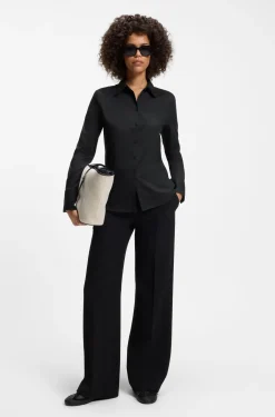 Slim-Fit Bluse aus bügelleichtem Baumwoll-Mix mit Twill-Struktur