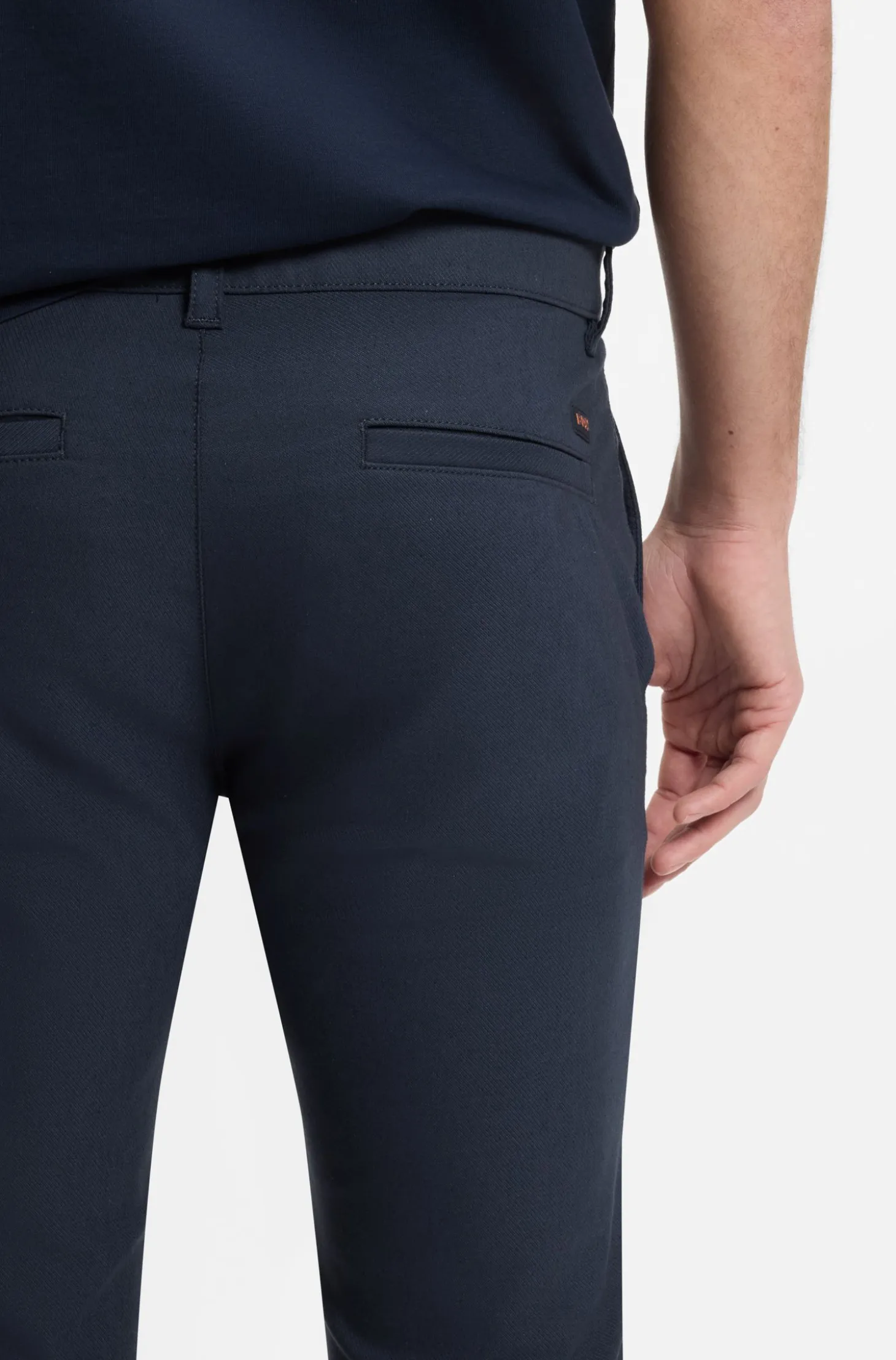 Slim-Fit Chino aus elastischem Twill