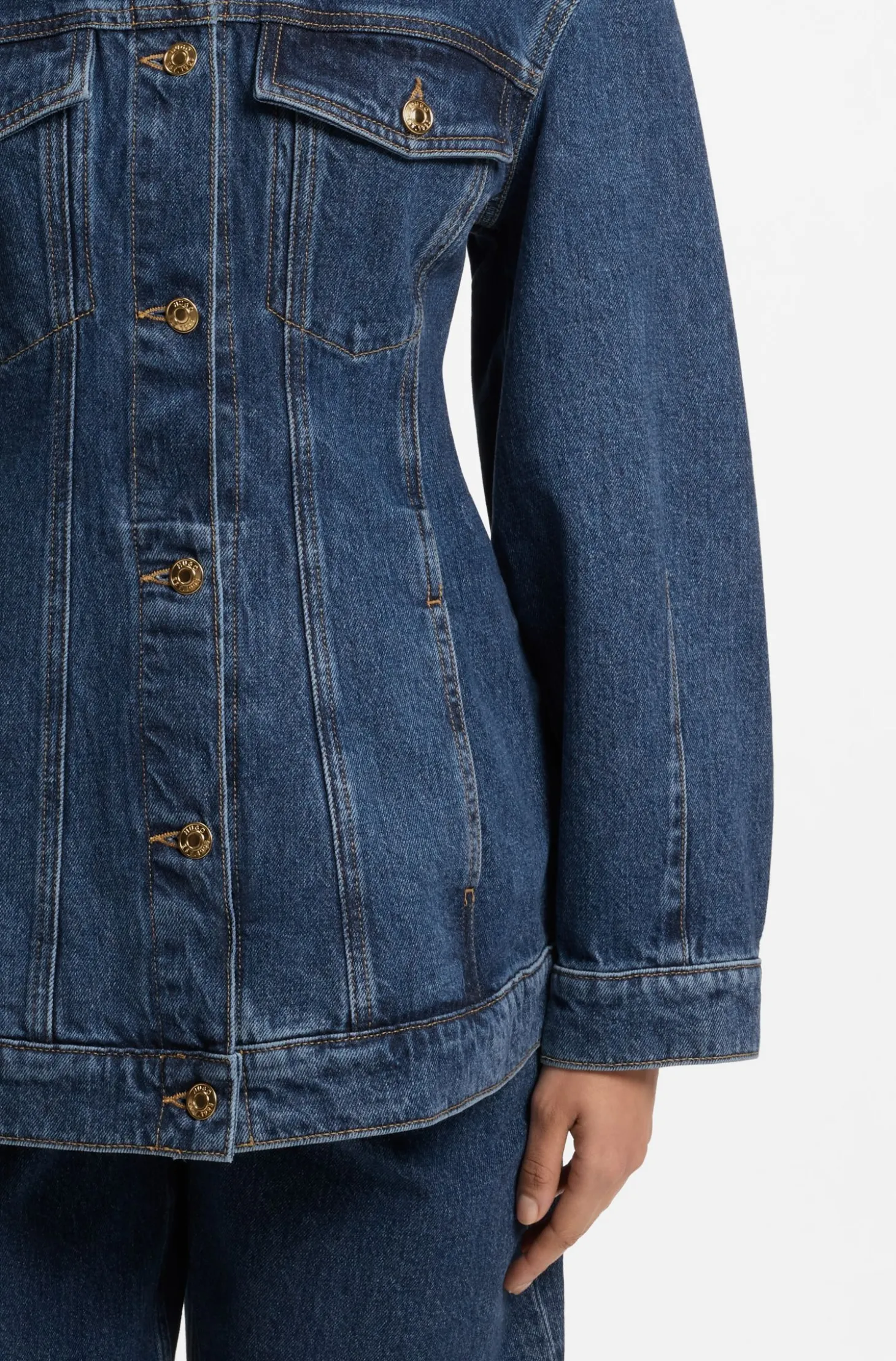 Slim-Fit Denim-Jacke mit Sanduhr-Silhouette aus japanischem Baumwoll-Denim