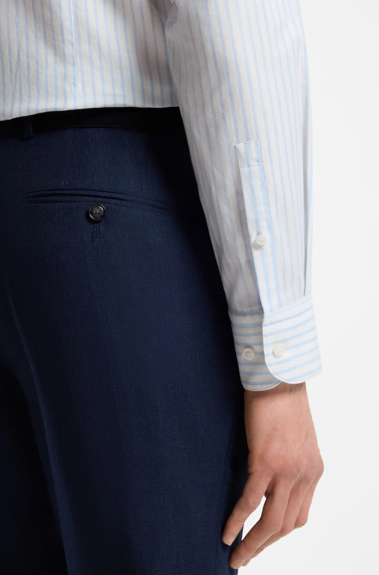 Slim-Fit Hemd aus Baumwolle mit Fischgrät-Streifen-Muster