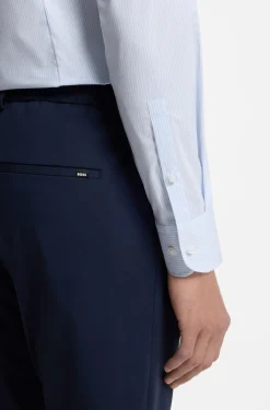 Slim-Fit Hemd aus Baumwoll-Mix mit Popeline-Struktur und Streifen-Dessin