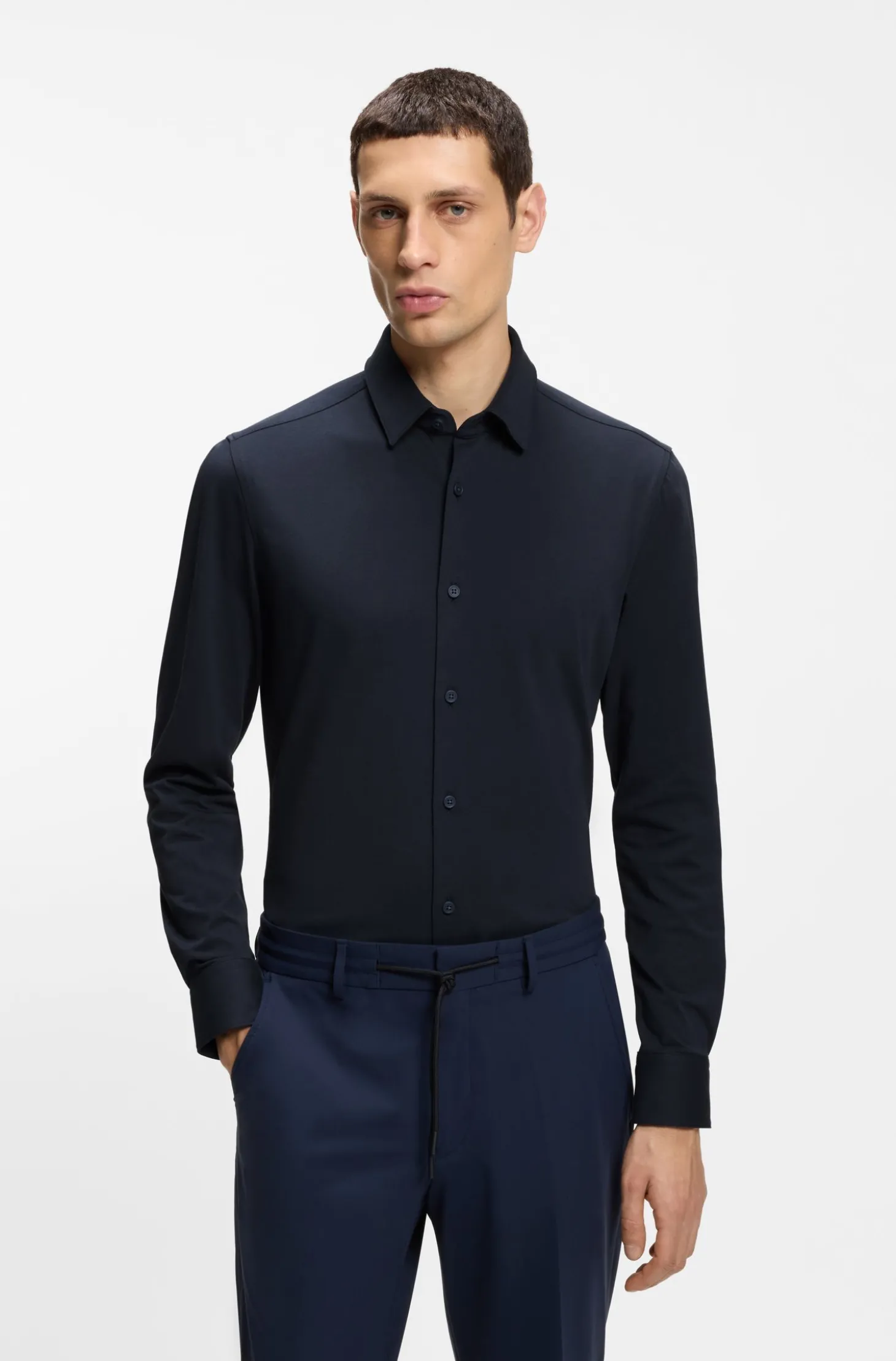Slim-Fit Hemd aus Baumwoll-Mix mit Performance-Stretch